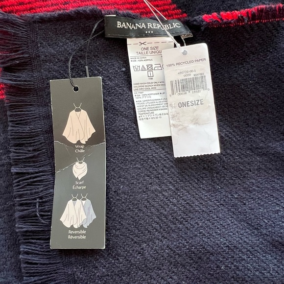 Banana Republic Black & Red Reversible Knit Poncho One Size NWT - Picture 6 of 6